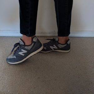 Women's New Balance 696 Shoes size 8